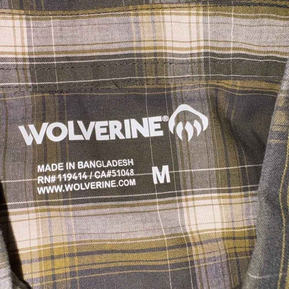 Wolverine NWT Men’s Size M Dark Olive Green Plaid Mortar Short Sleeve Shirt